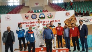 Fatma Uygur Türkiye şampiyonu oldu